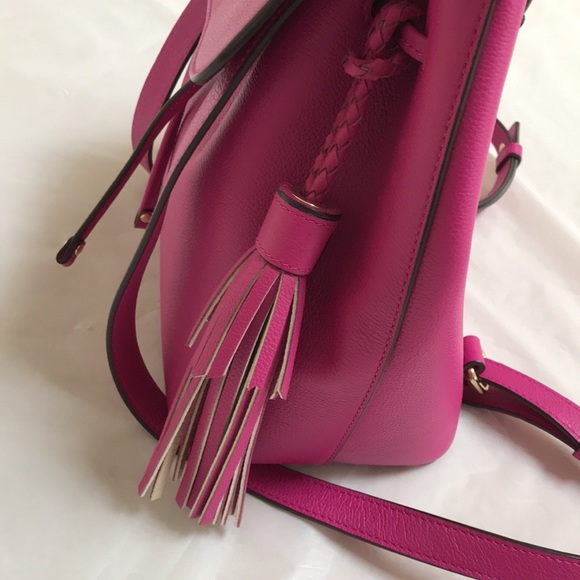 ⭐️HOST PICK⭐️ HENRI BENDEL Worth Avenue Pebbled Leather Backpack - Picture 7 of 16